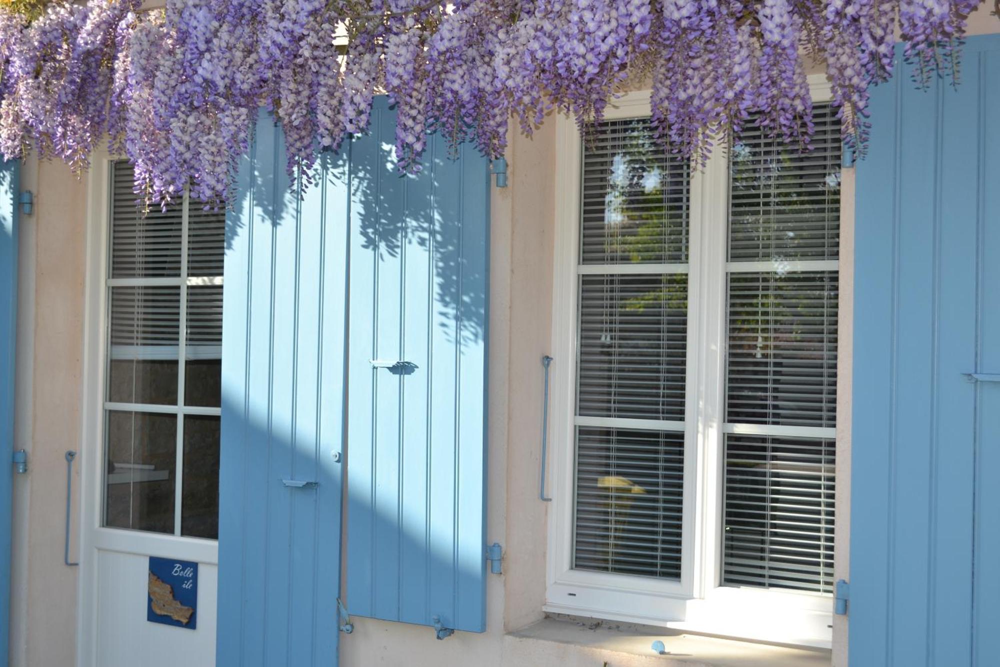 L'Instant Bleu Hotel Marans  Bagian luar foto